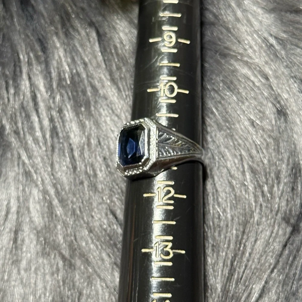 Silver‎ Blue Stone Signet Ring